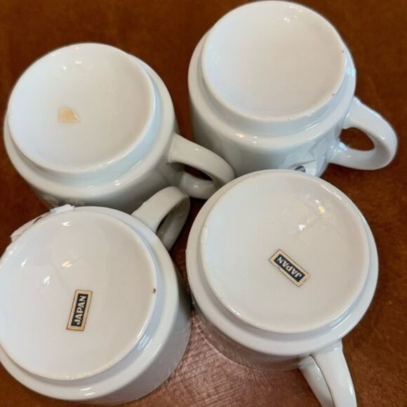 Set Of 4 Vintage White Porcelain Espresso Cups Made In Japan - Picture 3 of 5